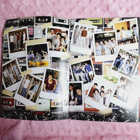 One Direction Tour 2013 Concert Program Book - Picture 6 of 7